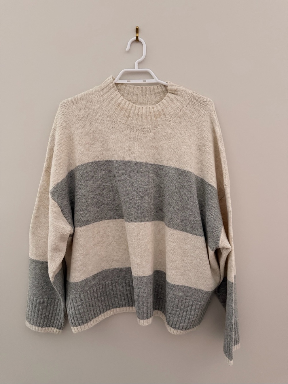 Reitmans Cream and Gray Striped Crew Neck Sweater